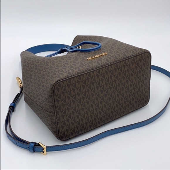 MICHAEL KORS SURI LARGE BUCKET MESSENGER DK CHAMBR - Picture 14 of 16